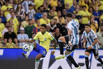 Cheio de desfalques, Brasil visita Argentina pelas Eliminatórias