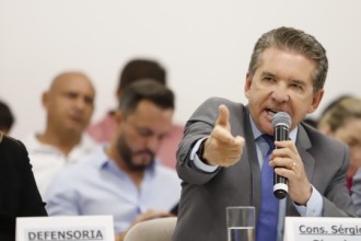 Sérgio Ricardo anuncia mesa técnica para debater endividamento dos servidores com empréstimos consignados