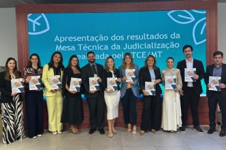 TCE-MT lança Manual da Reclamação Pré-Processual em congresso internacional