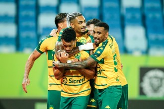 Livre do transfer ban da FIFA, Cuiabá acerta contratação para sequência da Série B