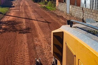 Prefeitura de Várzea Grande intensifica serviços de patrolamento no Engordador e Colinas Verdejantes
