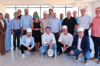 Prefeita Flávia Moretti se reúne com empresários que desejam se instalar no Parque Tecnológico em Várzea Grande
