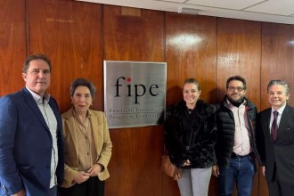 Flávia e Tião se reúnem com a Fipe e dão início prático ao estudo de viabilidade