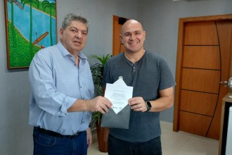 Prefeito recebe conselheiro Guilherme Maluf para tratar do balanço contas