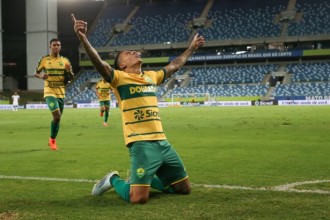 Cuiabá vence o Amazonas e volta ao G4 da Série B