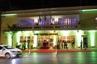 Cine Teatro recebe o documentário “The Ball”, exibido pela primeira vez no Brasil