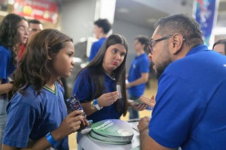 Seciteci apresenta oportunidades da educação profissional tecnológica durante ExpoEstudantil