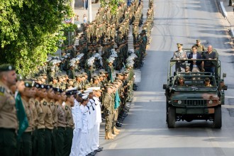 Mais de 8 mil celebram a Independência com desfile cívico-militar em Cuiabá