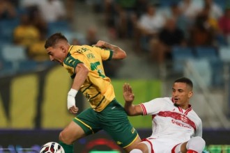 Nos pênalti, Cuiabá vence CRB, encerra jejum e cola no grupo de acesso