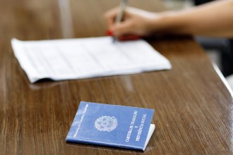 Sine Cuiabá 65 vagas para motorista de caminhão e outras 880 oportunidades
