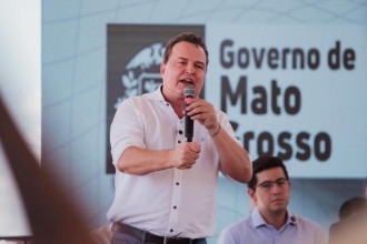 Durante entrega da ZPE, deputado Max cobra do presidente Alckmin melhorias na concessão de energia