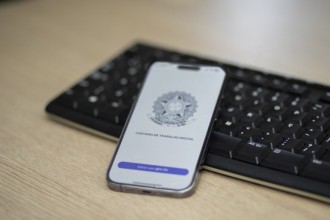 Em nove meses, Brasil gera 1,7 milhão de empregos com carteira assinada