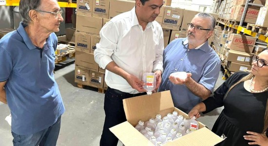 Saúde MT KALIL RECEBE CARRETAS DE SORO, MEDICAMENTOS E INSUMOS PARA A SAÚDE