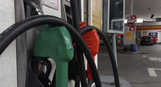 Economia MT Gasolina subirá até R$ 0,34 e etanol, R$ 0,02 com reoneração parcial