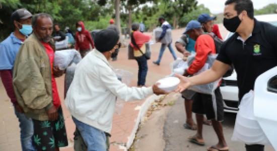 Ação da Prefeitura de Cuiabá vai distribuir cobertores e refeições para famílias carentes
