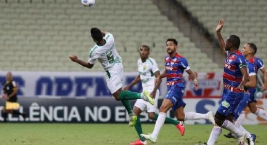 TIME DE FUTEBOL Cuiabá empata com o Fortaleza na Arena Castelão SERIE A