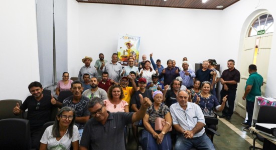 Prefeitura de Cuiabá lança Cooperativa Cuiabana de Apicultores