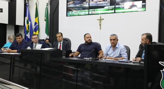 Secretaria de Saúde de Cuiabá apresenta relatório do primeiro quadrimestre de 2024 em audiência pública na Câmara de Vereadores