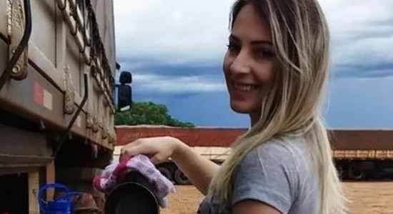 Após acidente, Caminhoneira Musa das Estradas ganha 1 300 mil novos inscritos no canal do Youtube