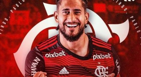 Flamengo anuncia contratação do zagueiro Pablo