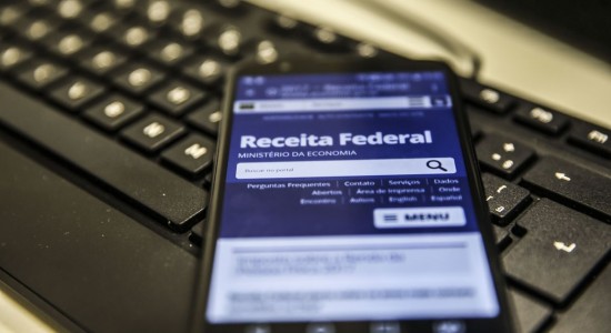 IMPOSTO DE RENDA Declarações do IR entregues superam projeções da Receita Federal