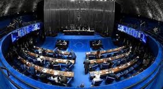 Senado aprova PEC de pacote social de R$ 41,2 bi