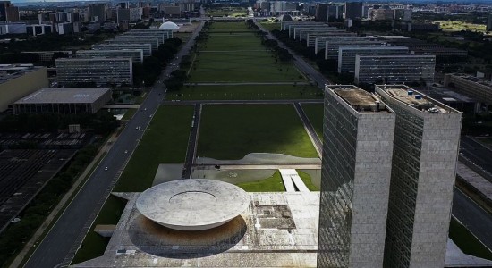 Aprovada PEC que proíbe União de criar despesas sem apontar receita