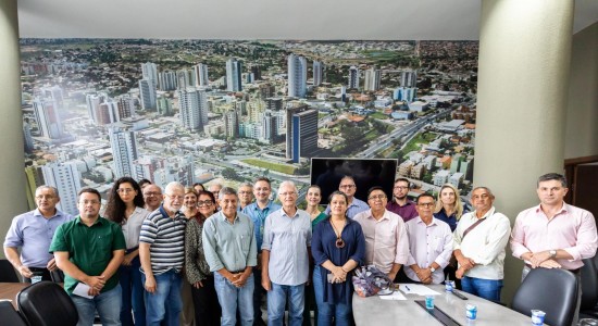 CDME avalia empreendimentos, construção de praça e nova rua