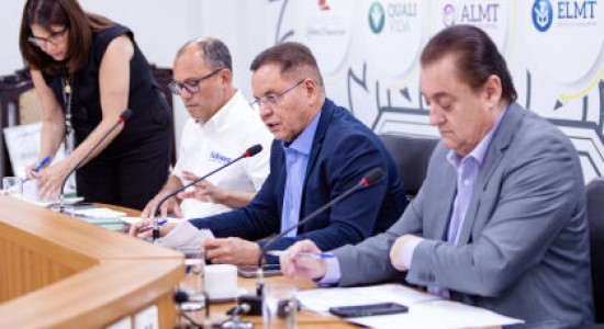 Na ALMT, CCJR limpa a pauta e aprova projetos que contribuem para o sistema de Saúde