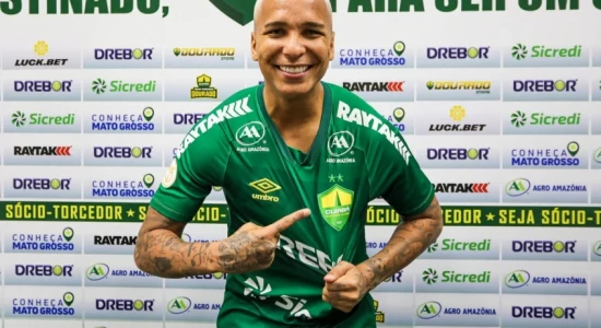 Ex-Palmeiras, Deyverson é anunciado como reforço do Cuiabá da Série A