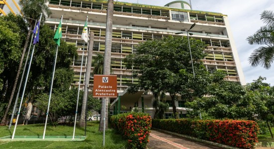 Prefeitura paga aposentados, pensionistas e injeta R$ 25 milhões na economia