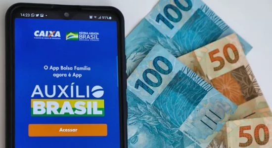 Auxílio Brasil: parcela de R$ 600 começa a ser paga nesta terça-feira