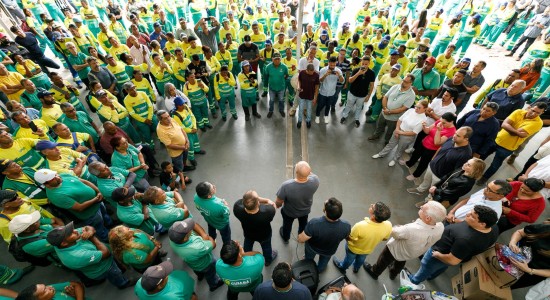 Prefeito e vereadores prestigiam abertura da Semana do Trabalhador na Limpurb
