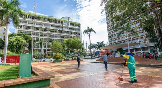 Prefeitura de Cuiabá paga salário dentro do mês trabalhado e movimenta R$ 79 milhões