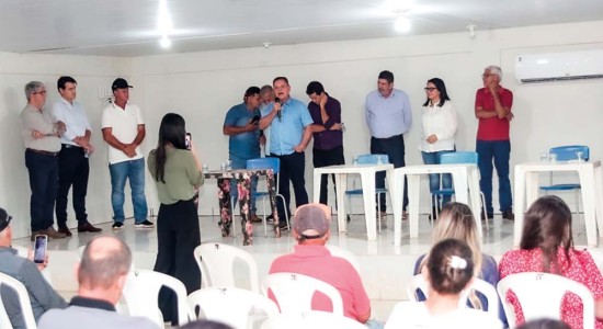 Deputado Botelho apresenta investimentos em regularização fundiária para comunidades rurais de Nobres