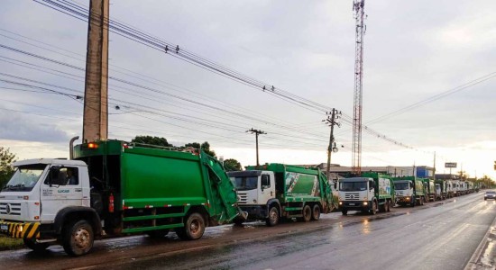 Mutirão especial de limpeza urbana recolhe mais de 100 t de lixo doméstico