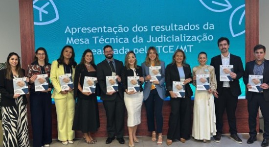TCE-MT lança Manual da Reclamação Pré-Processual em congresso internacional