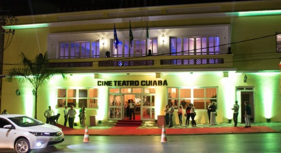 Cine Teatro recebe o documentário “The Ball”, exibido pela primeira vez no Brasil