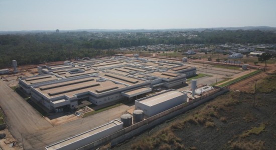 Obras dos novos Hospitais Regionais avançam em Mato Grosso; veja status do andamento