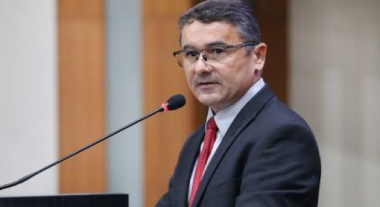 PL de DEPUTADO João Batista visa aumentar a reserva de unidades habitacionais para idosos de baixa renda