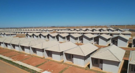 Governo de MT realiza 1º Feirão SER Família Habitação com 1,5 mil imóveis disponíveis e subsídio de até R$ 25 mil