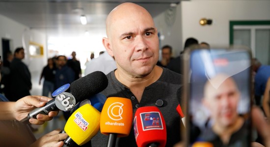 Prefeito viaja para Brasília e dialoga com bancada sobre emendas e investimentos