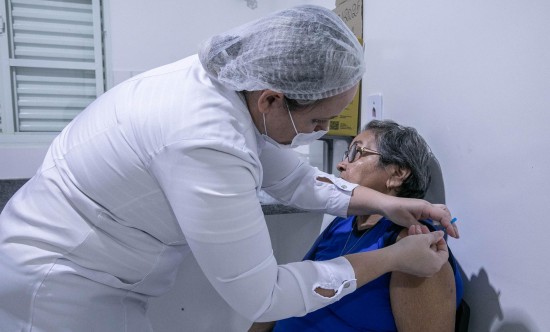 Cobertura vacinal contra a gripe atinge apenas 7% do público-alvo em Cuiabá