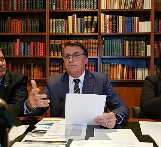 Presidente Bolsonaro Se não tiver voto impresso, não terá eleição diz Bolsonaro a ministro do TSE