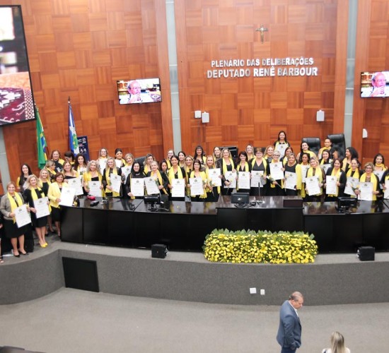 Botelho enaltece empoderamento feminino e homenageia mulheres de negócios da BPW Cuiabá