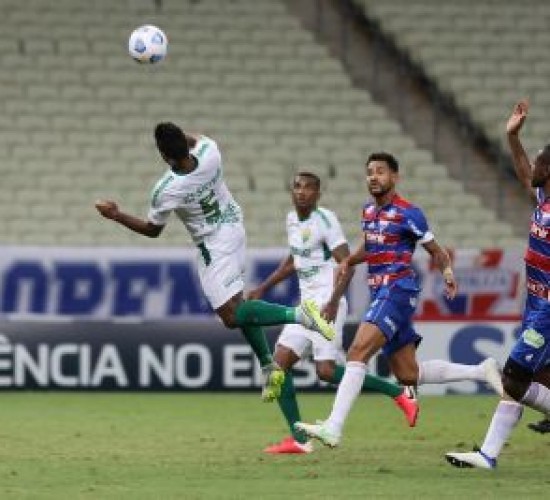 TIME DE FUTEBOL Cuiabá empata com o Fortaleza na Arena Castelão SERIE A