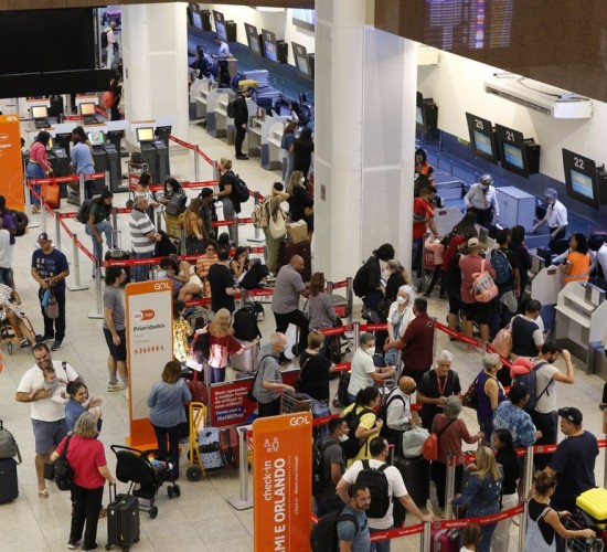 Programa de passagens aéreas acessíveis deve sair nas próximas semanas