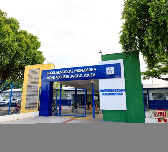 Escolas estaduais em Cuiabá recebem investimentos em infraestrutura e tecnologia