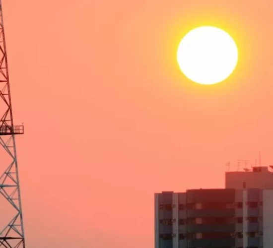 Cidade de Cuiabá registra 42,4°C na sombra e bate recorde de calor no ano
