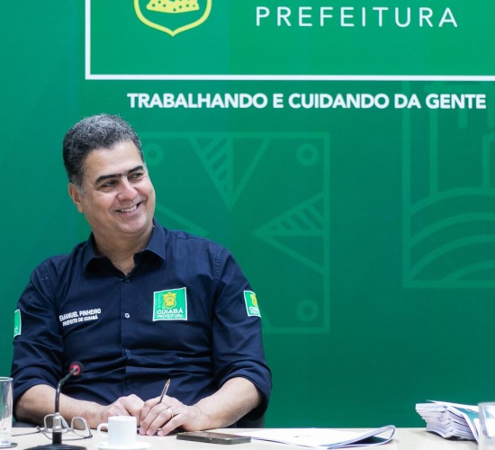 Emanuel Pinheiro está entre os prefeitos mais seguidos nas redes sociais